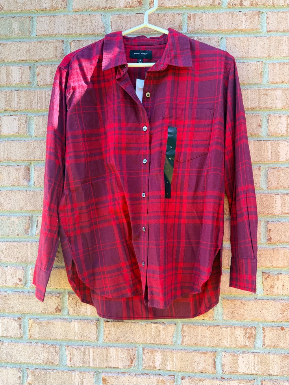 Women’s Flannel Banana Repulic Red and Dark Red Plaid Button-Down Shirt